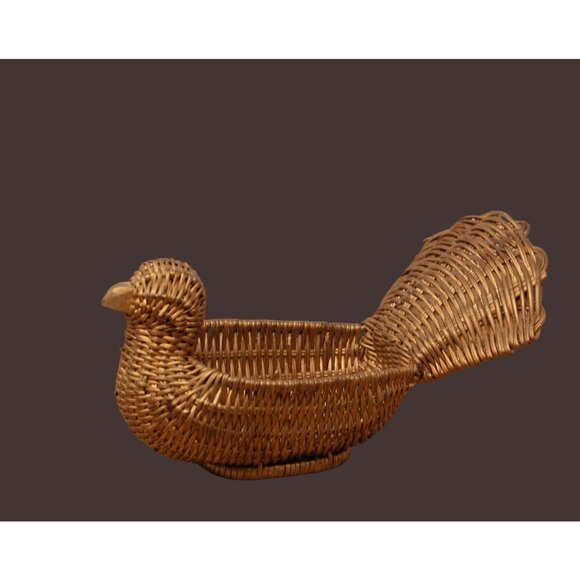 Vintage Avon Gold Colored Wicker Peacock Basket - Picture 3 of 5